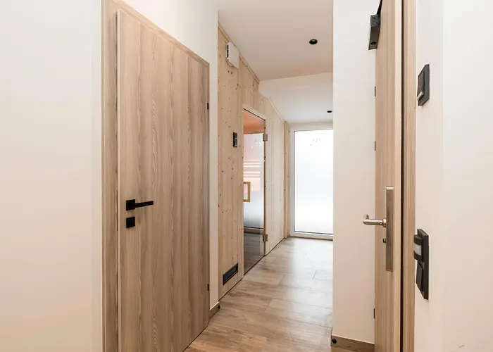 Appartement Grauzone App Nr 2 *